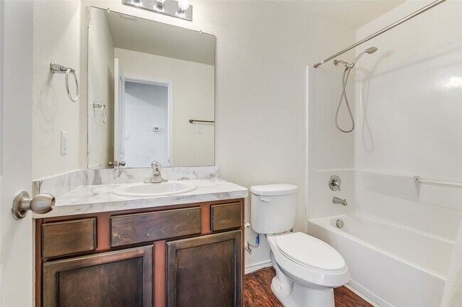 Building Photo - 2023 Louetta Mist Dr