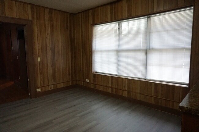 Building Photo - 4594 US-287