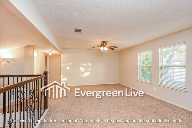 Building Photo - 11731 Yearling Dr