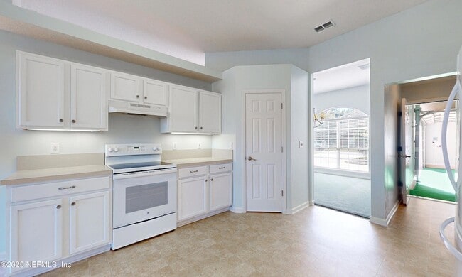 Building Photo - 1995 Bluebonnet Way