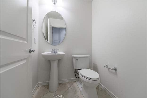Building Photo - 31 Quartet-