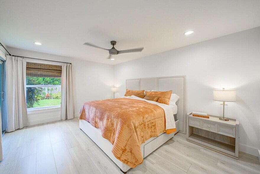 Building Photo - 1853 Shower Tree Way