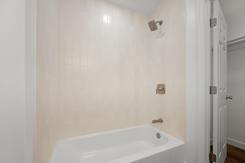 Building Photo - 113 Mullican St