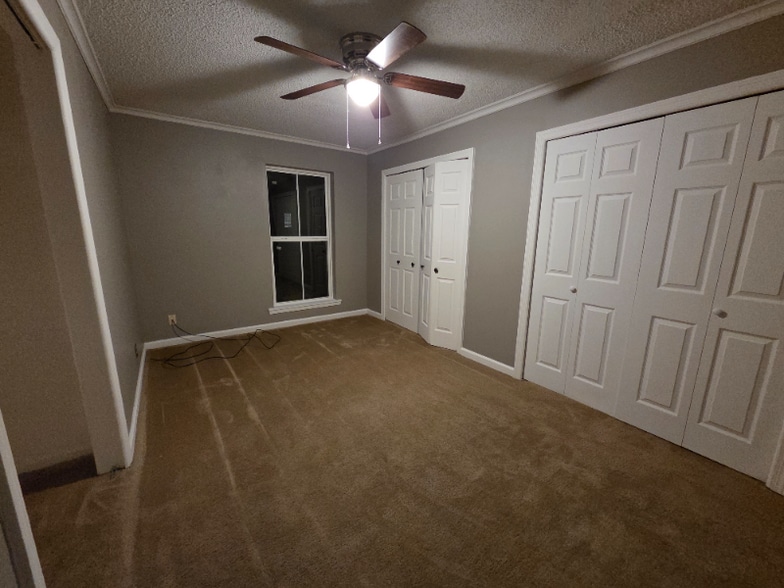 Building Photo - 174 Ramona Dr