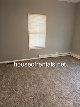 Building Photo - 902 Farris St