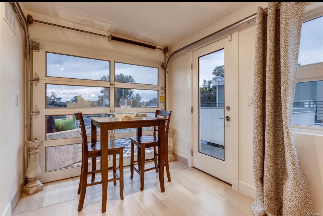 Building Photo - 3528 Stuart St