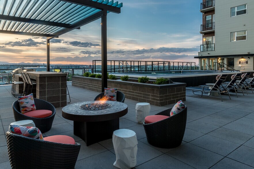 Building Photo - Arapahoe Square