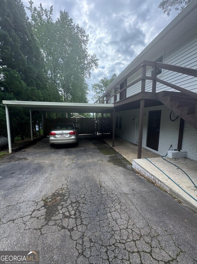 Building Photo - 291 Buckhorn Dr