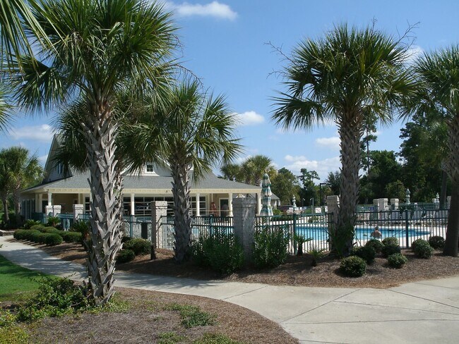 Building Photo - 3154 Shorecrest Bay Dr