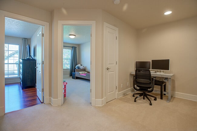 Building Photo - 4588 NW Corazon Terrace