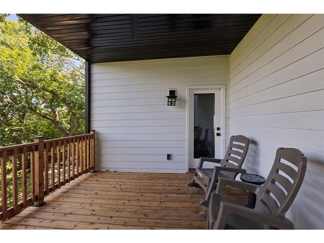 Building Photo - 6540 Navaho Trail