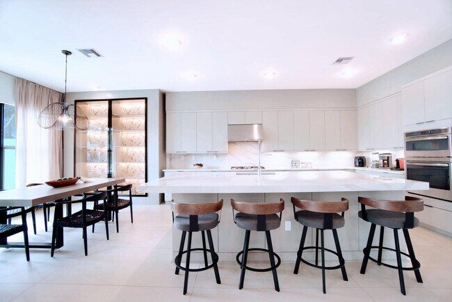 Building Photo - 17046 Wandering Wave Ave