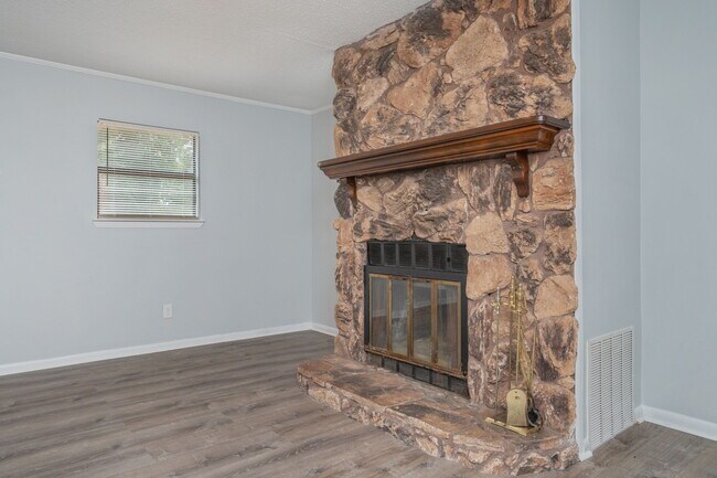 Building Photo - 3504 Horne Hollow Rd