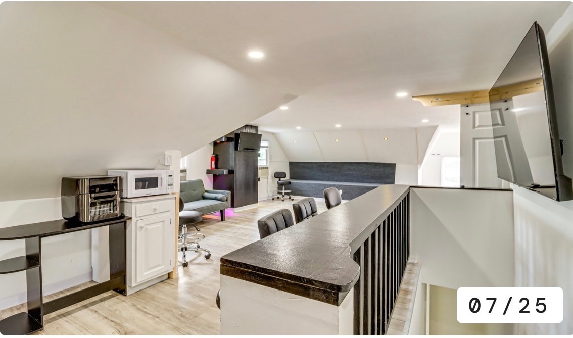 Building Photo - 1724 W Main St