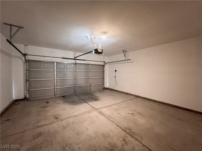 Building Photo - 1153 Stormy Valley Rd