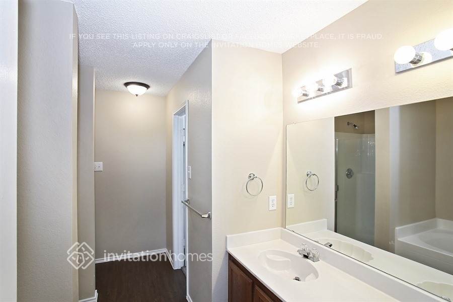 Building Photo - 332 Snapdragon Ct