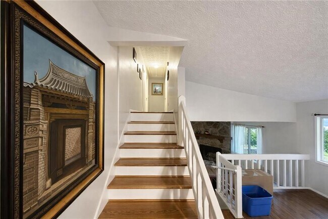 Building Photo - 1136 Samuel Dr