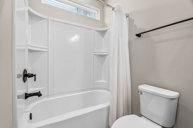 Building Photo - 344 Seaside Trail