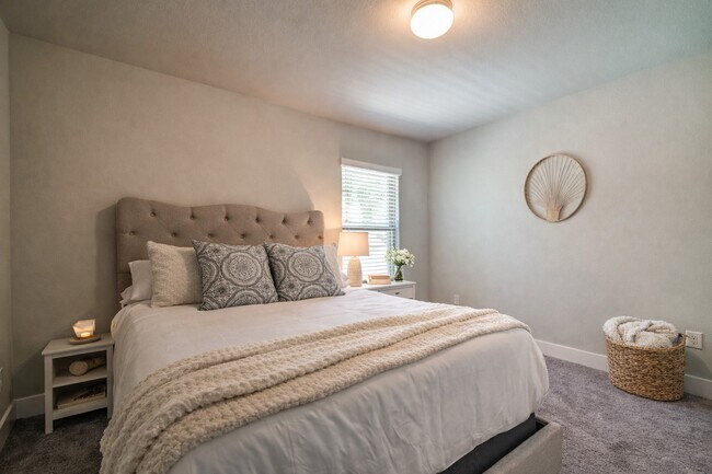 Building Photo - 11334 Burning Tree Dr