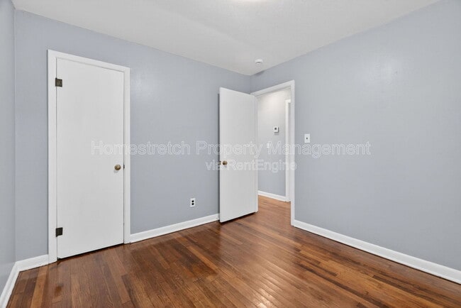 Building Photo - 410 McKinley Ave