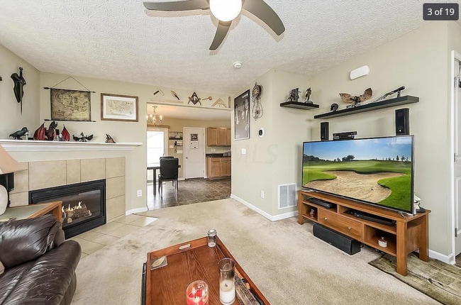 Living Room - 5537 Goose Falls Dr