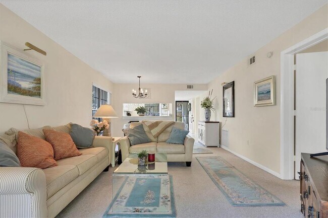 Building Photo - 4767 Winslow Beacon