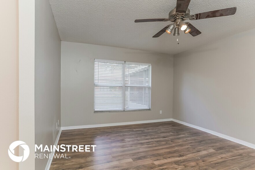 Building Photo - 1805 Hudson Ct