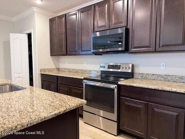 Building Photo - 940 Bear Lake Dr