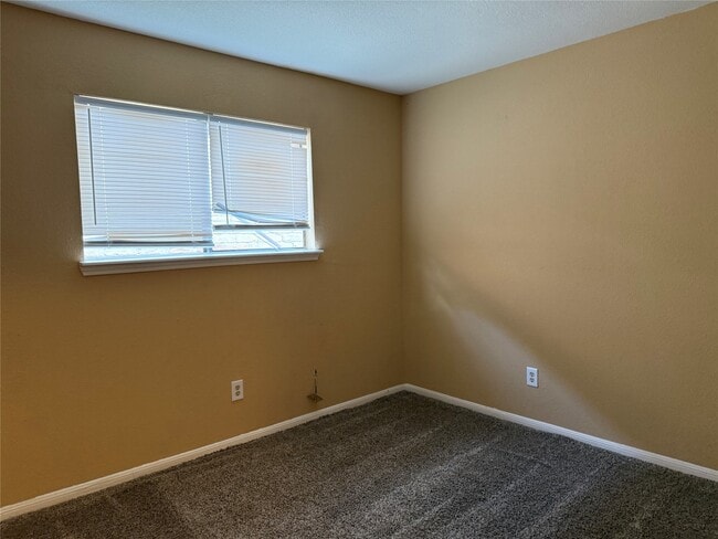 Building Photo - 12712 Sunset Dune Dr