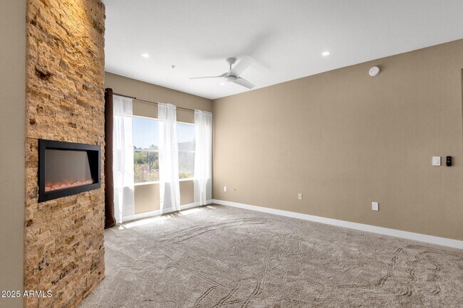 Building Photo - 13700 N Fountain Hills Blvd