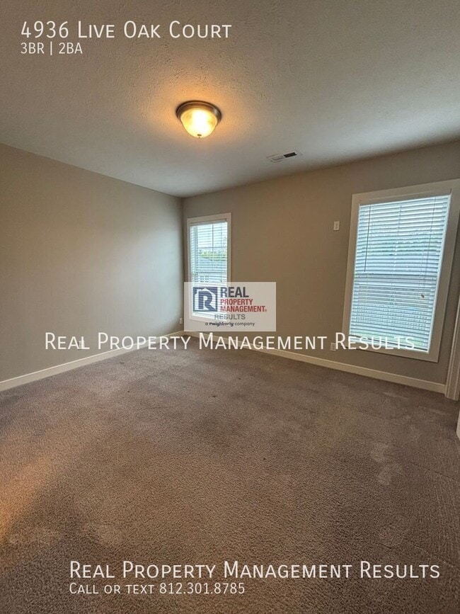 Building Photo - 4936 Live Oak Ct