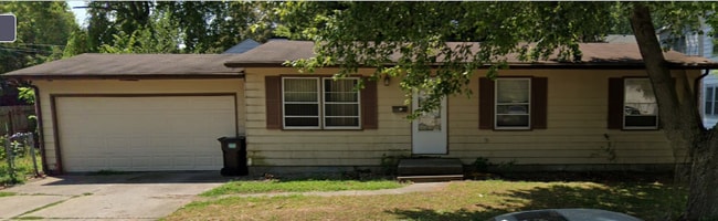 Building Photo - 901 W Vine St