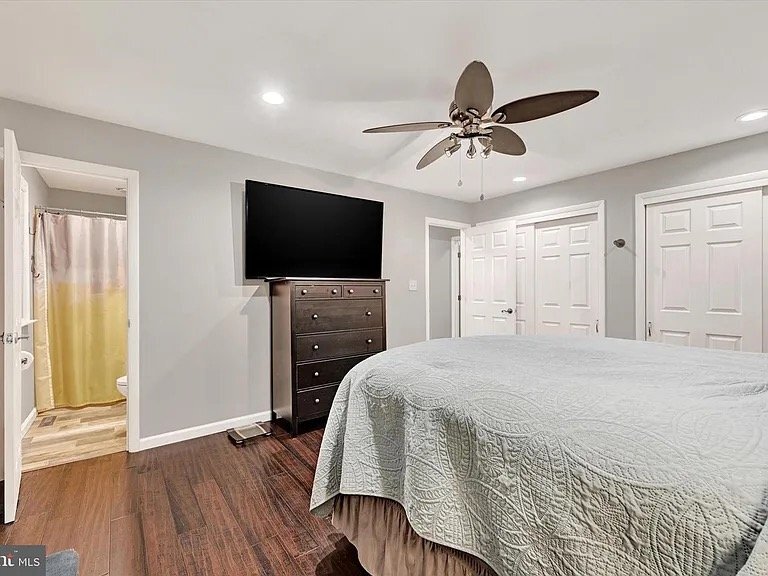 Building Photo - 4296 Wolf Hill Dr
