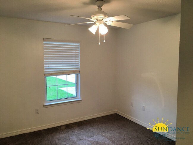 Building Photo - Charming 3-Bedroom Home in the Heart of Ni...