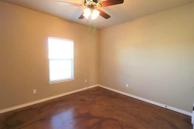 Building Photo - 3502 Canyon Crossing