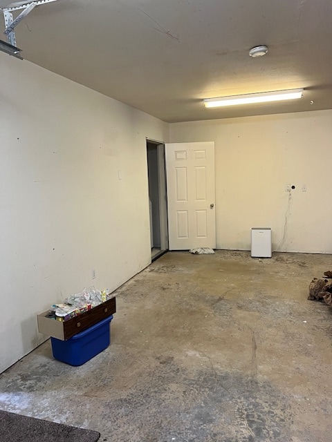 Building Photo - 10635 Woodchuck Ln SE