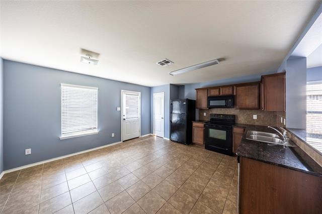 Building Photo - 1203 Rainer Dr