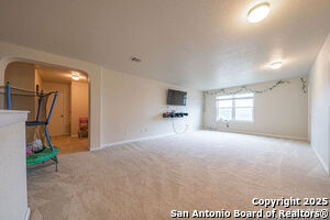 Building Photo - 137 Springtree Shadow