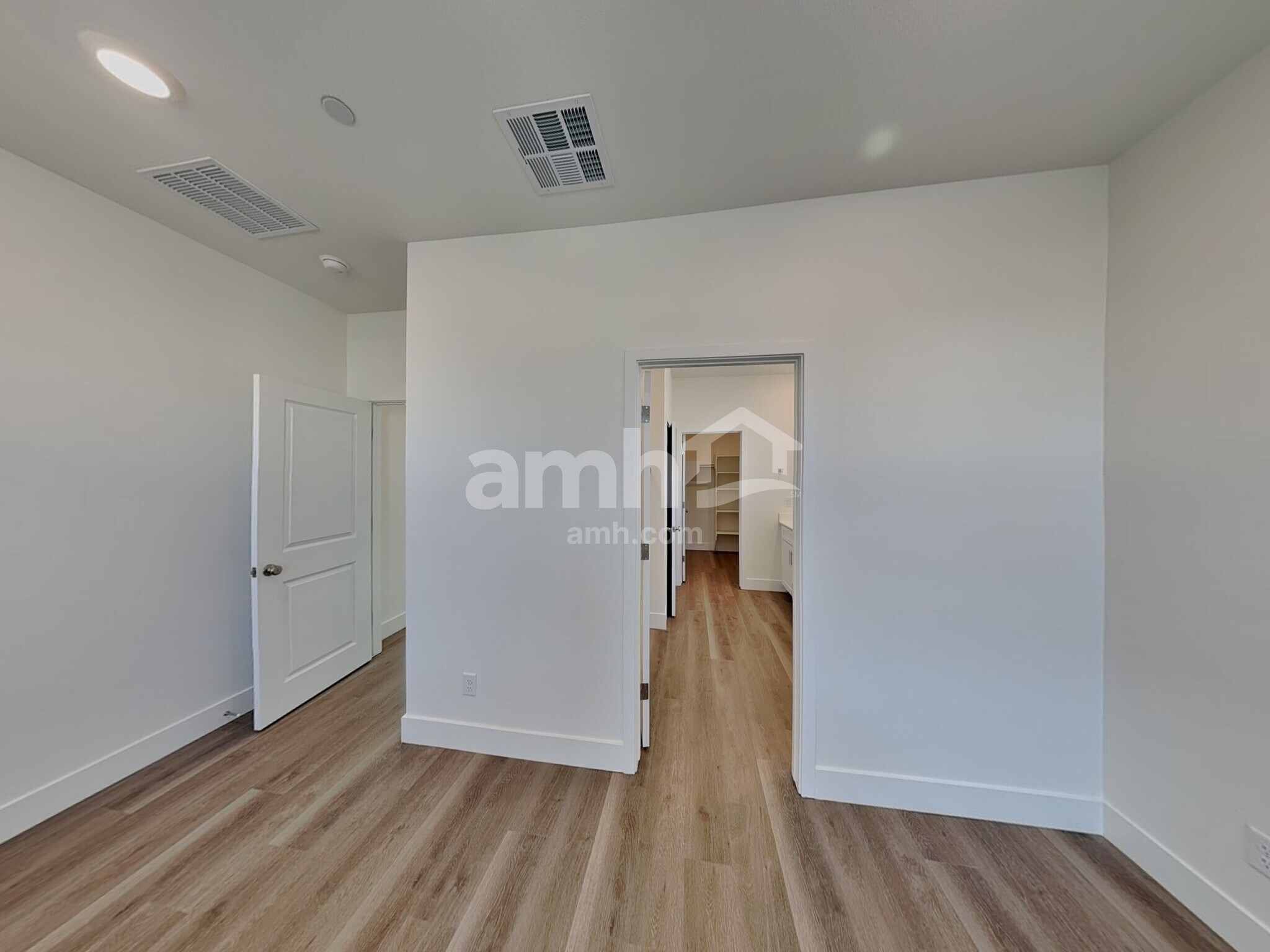 Building Photo - 677 Crimson Flare Ct