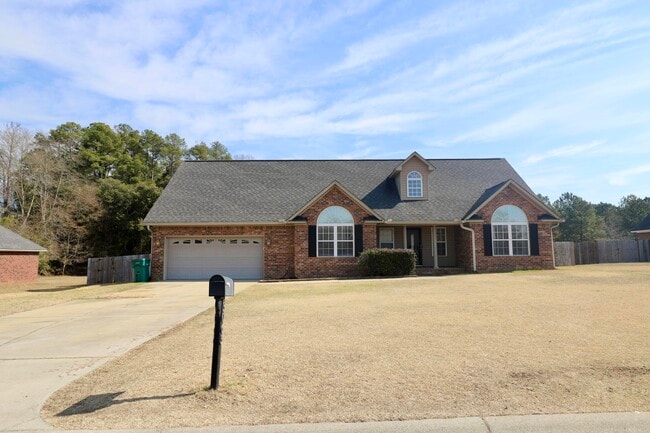 Building Photo - 3065 Temple Rd