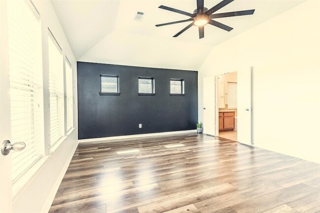 Building Photo - 3094 Camden Park Ln