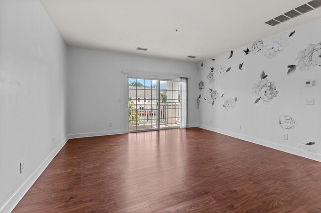Building Photo - 8441 Callabee Way