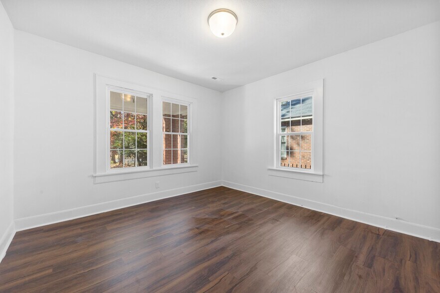 Primary bedroom - 321 State St