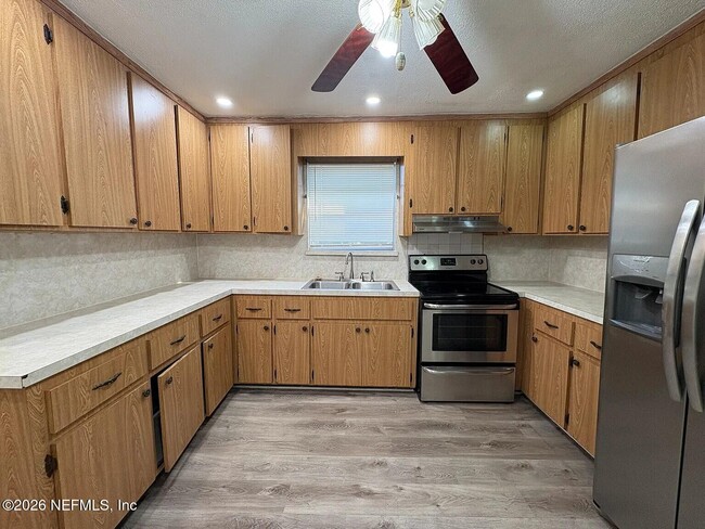 Building Photo - 5306 Potomac Ave