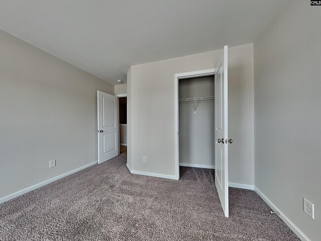 Building Photo - 75 Blue Fescue Way