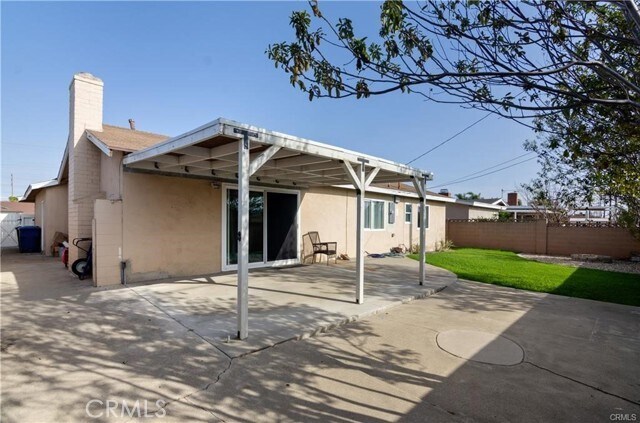 Building Photo - 16421 Laura Way