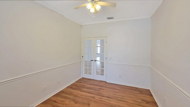 Building Photo - Annual Rental: Elegant 3-Bedroom, 2.5-Bath Home in the Gated Lakewood Ranch Country Club