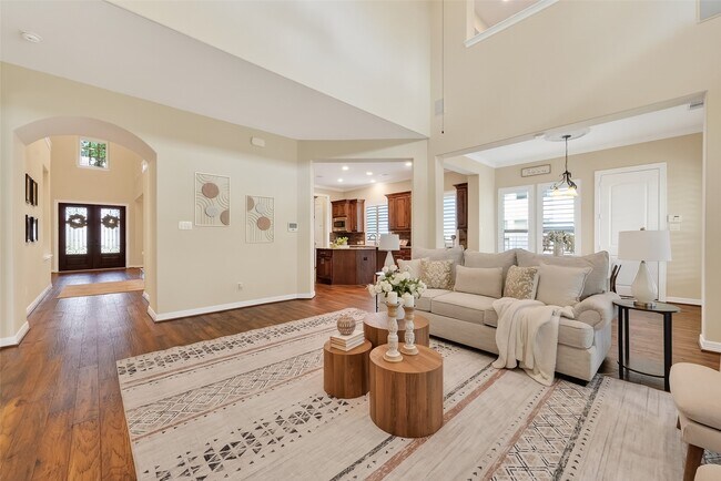 Building Photo - 28423 Tall Juniper Hill Dr