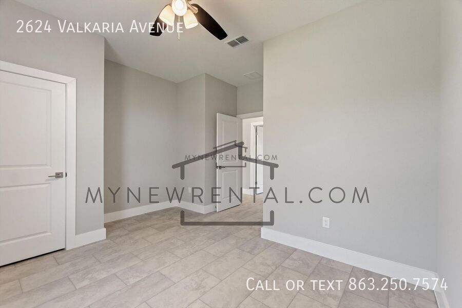 Building Photo - 2624 Valkaria Ave