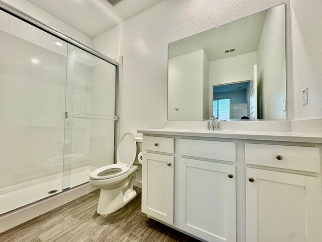 Building Photo - AVAILABLE 8/10/26 - ALMOST NEW 4 BEDROOMS, 3.5 BATHS, UPSTAIRS LOFT, 2 CAR GARAGE BY LENNAR HOMES...